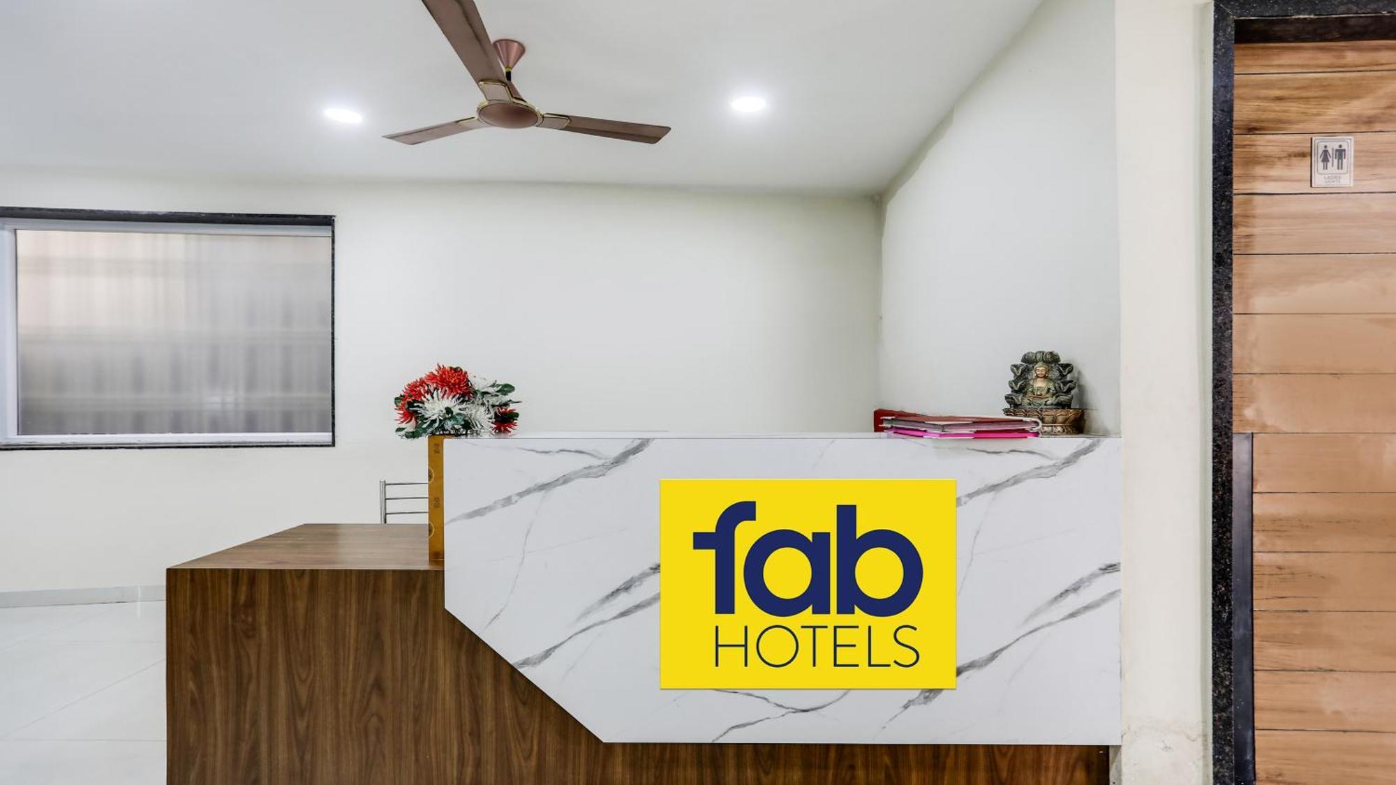 Fabhotel Mansarovar Inn Rāipur Exterior foto